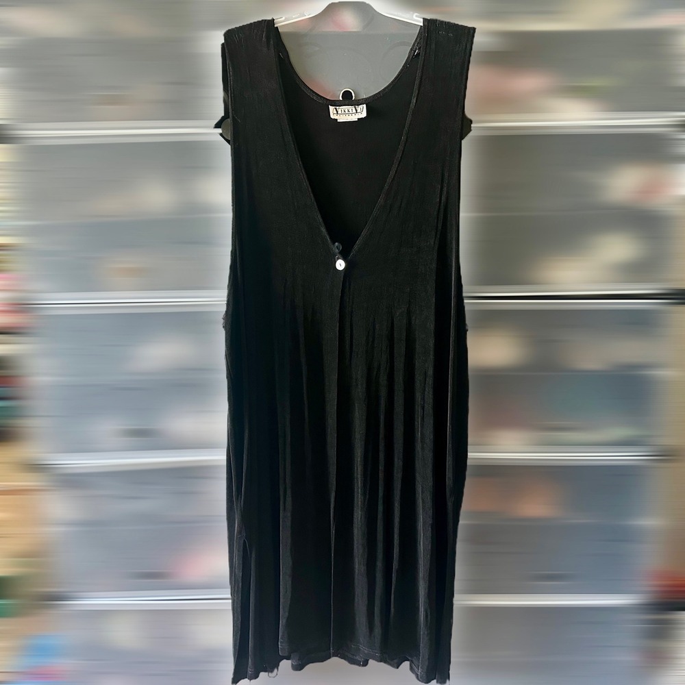 Vikki Vi California Black Slinky Knit Sleeveless V-Neck Button Vest 3X VN3672